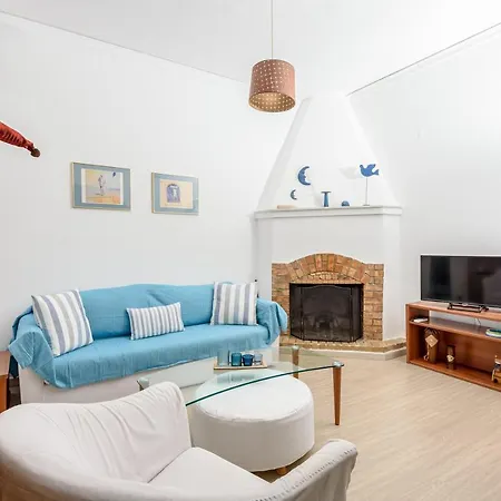Holiday home Lemonokipos